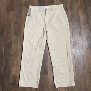 Men’s NWT Every Wear Relaxed Fit Chino Pants 34x30 - Goodfellow & Co
